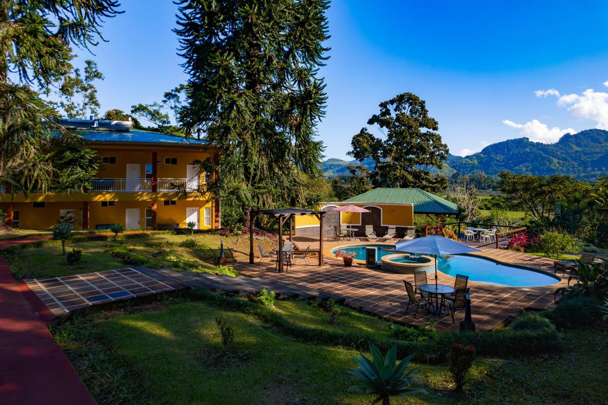 Hotel Villa Florencia ตูร์เรียลบา ภายนอก รูปภาพ