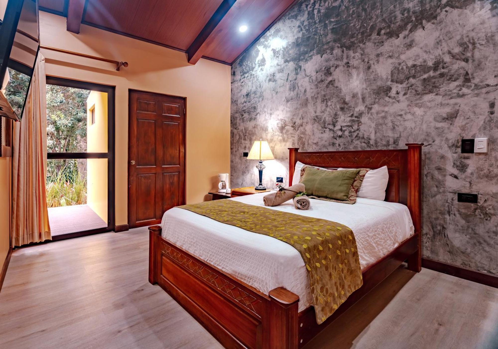 Hotel Villa Florencia ตูร์เรียลบา ห้อง รูปภาพ